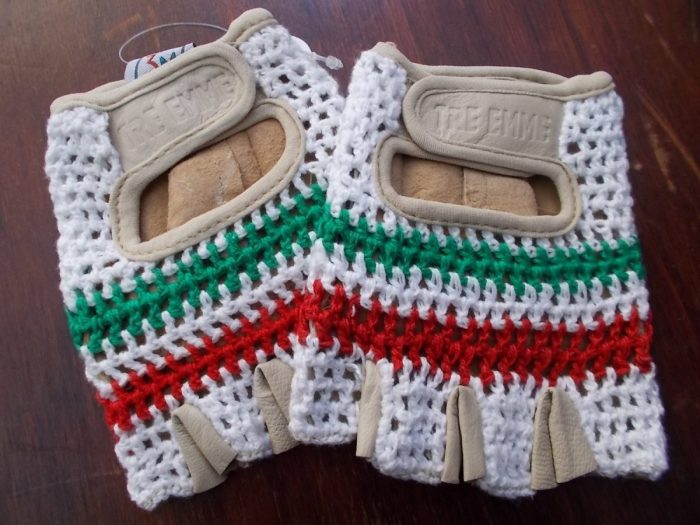 GUANTINO CON DORSO IN CORDA TRICOLORE ITALIA - immagine 7