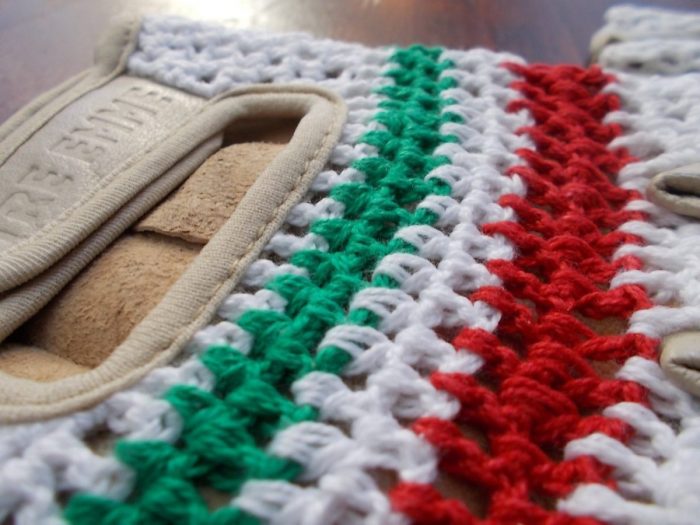 GUANTINO CON DORSO IN CORDA TRICOLORE ITALIA - immagine 8