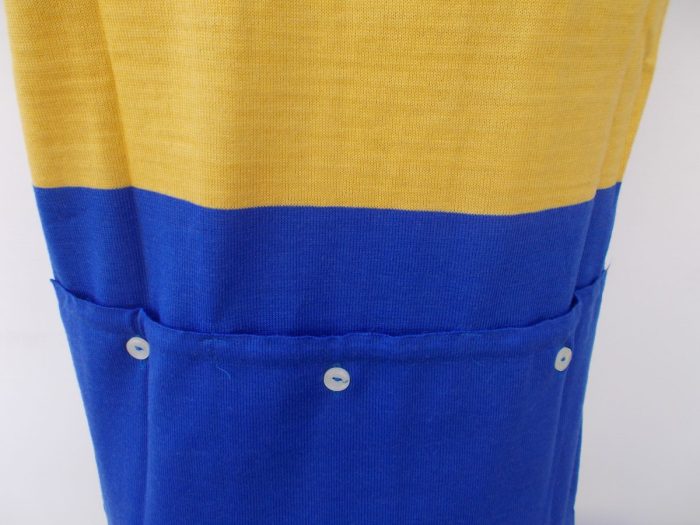MAGLIA LANA ANNI 70' AZZURRO FASCIA E RIFINITURE GIALLO ANTICO - immagine 8