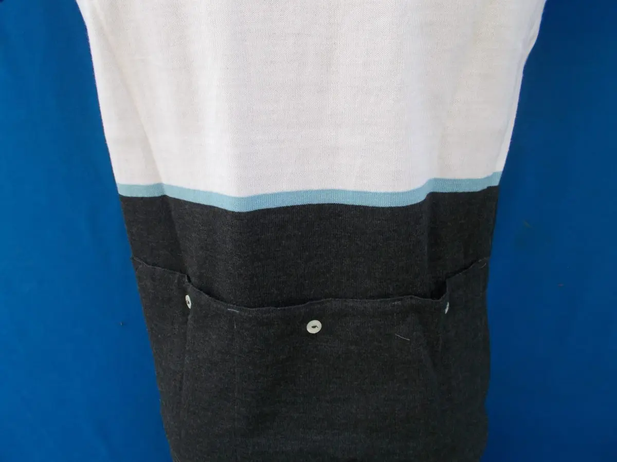 MAGLIA LANA ANNI 70' GRIGIO ANTRACITE FASCIA E MANICHE BIANCA RIGO CELESTE COLLO RIFINITURA TRICOLORE - immagine 10