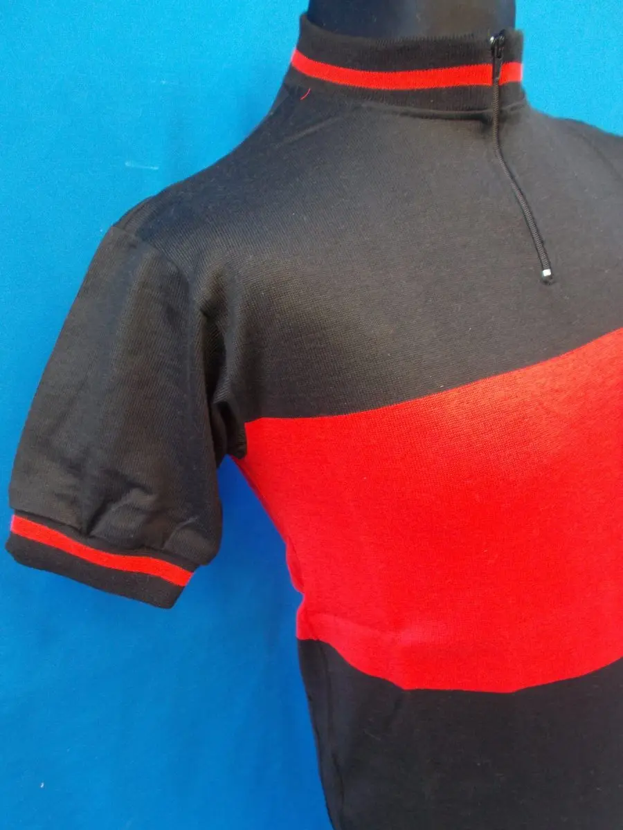 MAGLIA LANA ANNI 70 NERA FASCIA E RIFINITURE ROSSE - immagine 4