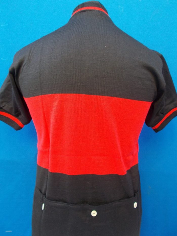 MAGLIA LANA ANNI 70 NERA FASCIA E RIFINITURE ROSSE - immagine 3