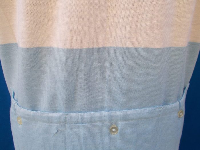 MAGLIA LANA ANNI 70' CELESTE FASCIA BIANCA CON RIGA COLLO BIANCA E RIGO ALTO MANICA - immagine 6