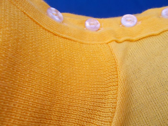 MAGLIA LANA ANNI 20'/30' GIALLA CON MANICOTTI - immagine 3