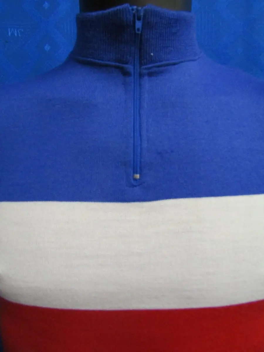 MAGLIA LANA ANNI '70 AZZURRA FASCIA BIANCA E ROSSA - immagine 2