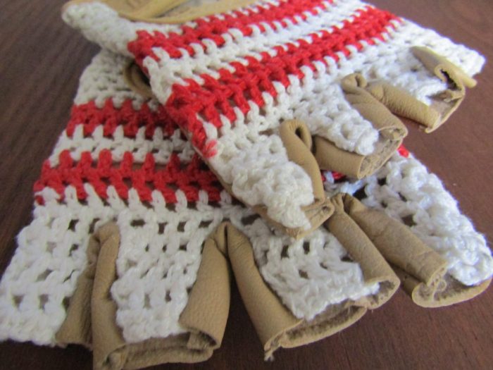 GUANTINO CON DORSO IN CORDA BIANCO/ROSSO - immagine 9