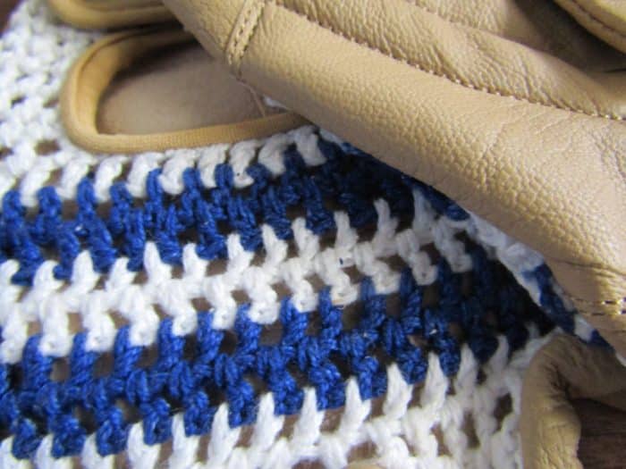GUANTINO CON DORSO IN CORDA BIANCO/BLU - immagine 11