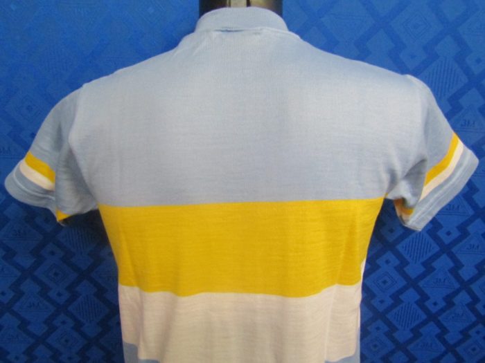 MAGLIA LANA ANNI 70' CELESTE , FASCIA E RIFINITURE BIANCO E GIALLO - immagine 7