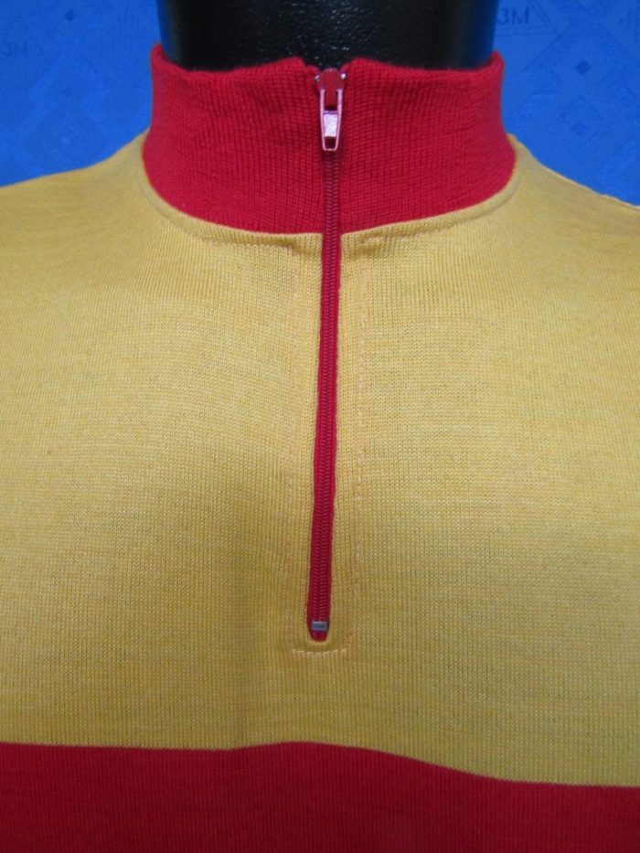 MAGLIA LANA ANNI 70' GIALLA FASCIA E COLLO ROSSO - immagine 3