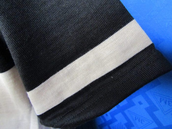MAGLIA LANA ANNI 70' NERA FASCIA BIANCA, MANICHE E COLLO RIGO BIANCO - immagine 4