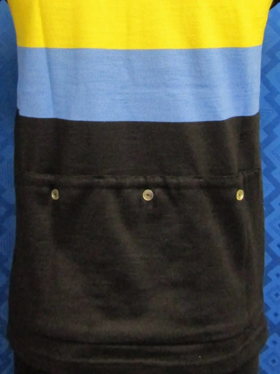 MAGLIA LANA ANNI 70' NERA FASCIA E RIFINITURE GIALLO E AZZURRE - immagine 8