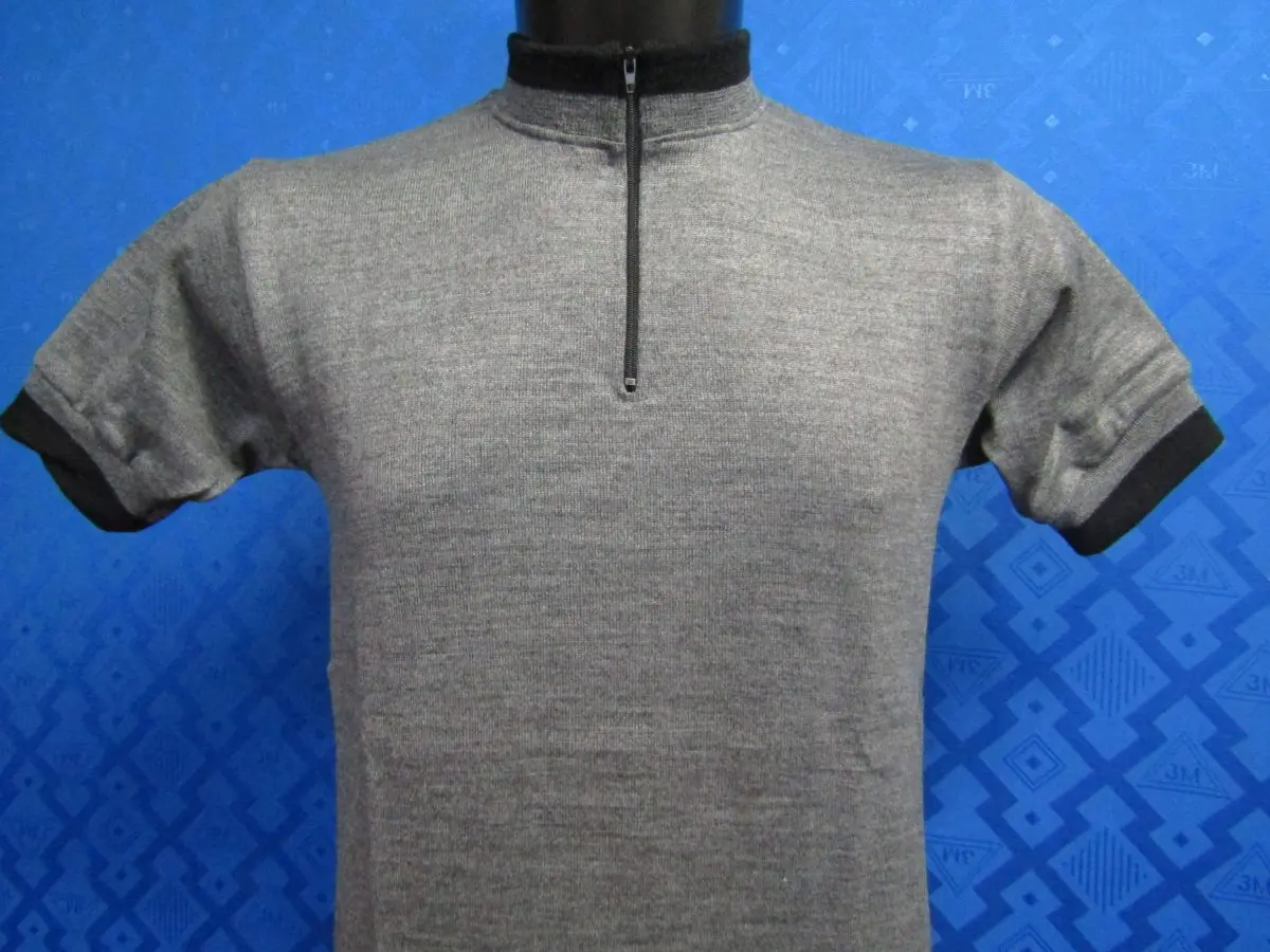 MAGLIA LANA ANNI 70' GRIGIO MELANGE RIFINITURE COLLO E POLSINI NERI - immagine 2