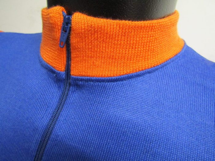 MAGLIA LANA ANNI 70' AZZURRO FASCIA E RIFINITURE ARANCIO - immagine 4