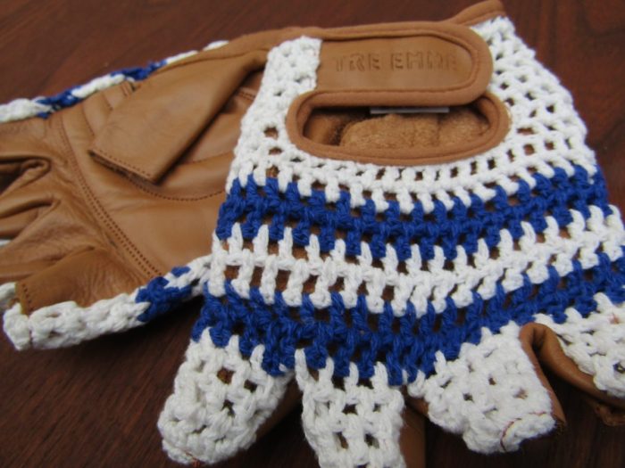 GUANTINO CON DORSO IN CORDA BIANCO/BLU - immagine 5
