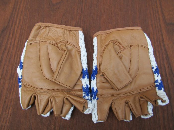 GUANTINO CON DORSO IN CORDA BIANCO/BLU - immagine 3