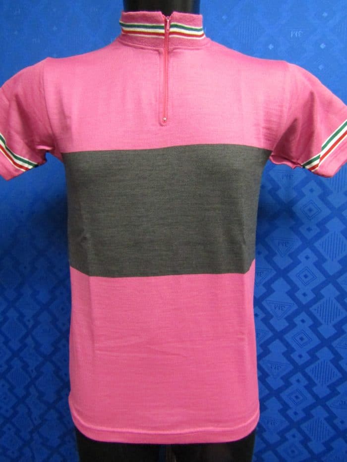 MAGLIA LANA ANNI 70' MAGENTA FASCIA GRIGIO SCURO CON RIFINITURE TRICOLORI