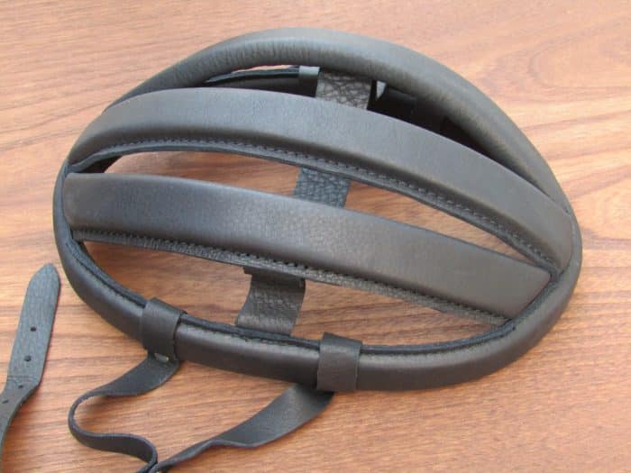 CASCHETTO PELLE NERO